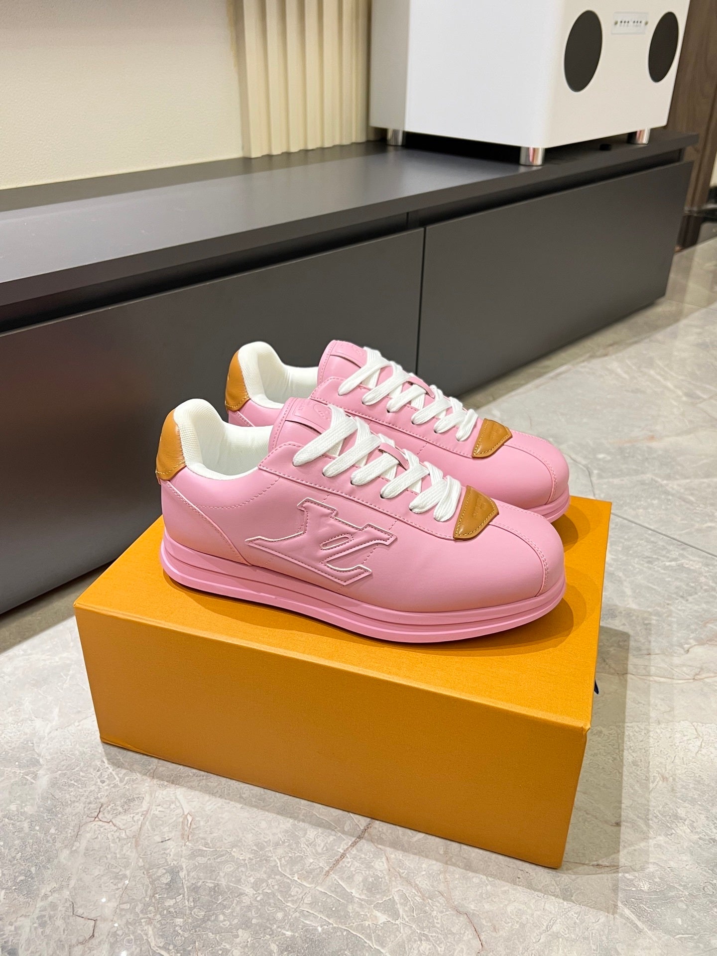 Basket Yves Saint Laurent