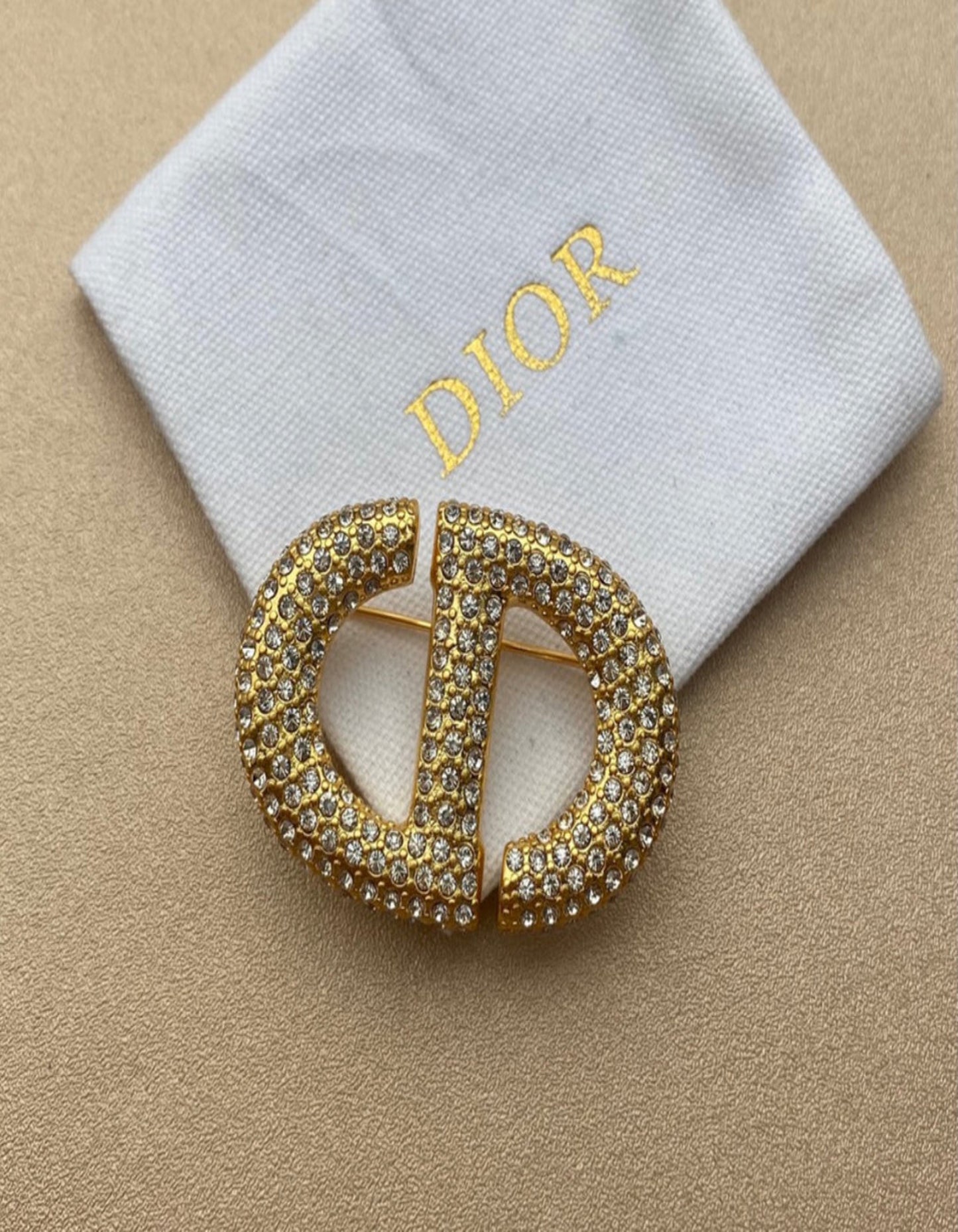 Broche Dior
